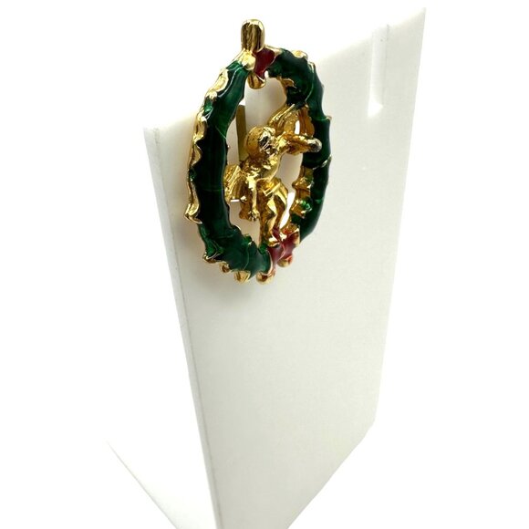 Vintage Christmas Cherub Angel Wreath Brooch Gold Tone Red Green Enamel - Picture 5 of 9